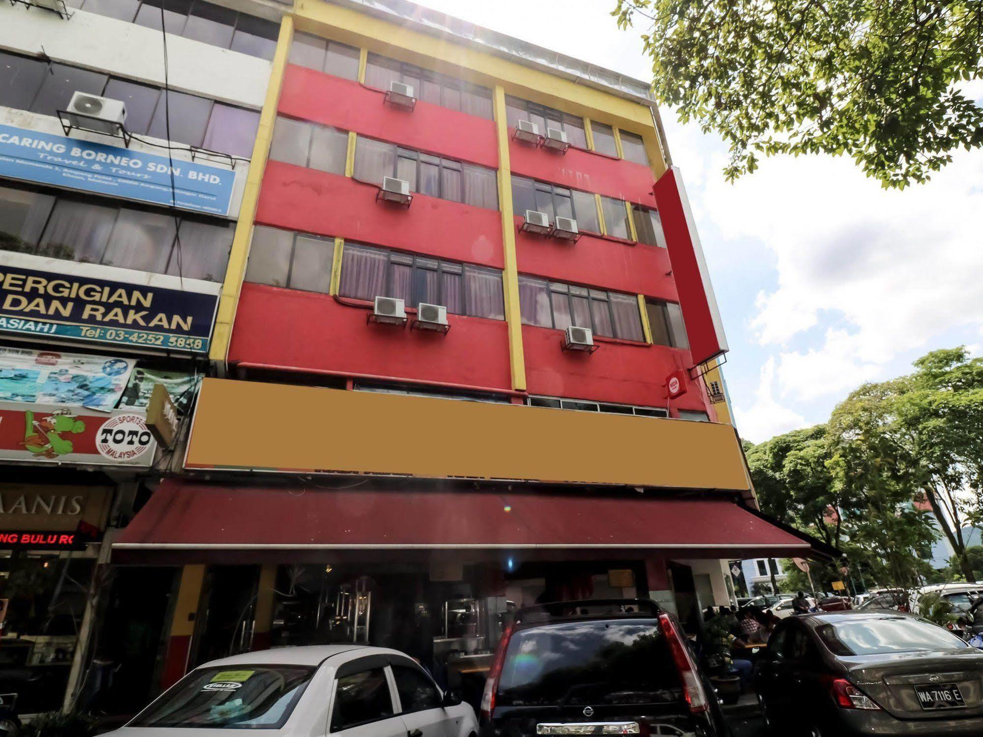普特里安邦酒店 外观 照片
